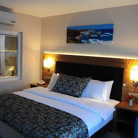 Ξενοδοχείο Marina Vista 3*